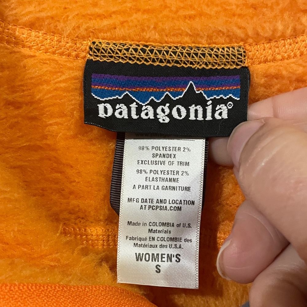 Patagonia Vibrant Orange Fleece Jacket - Picture 2 of 3